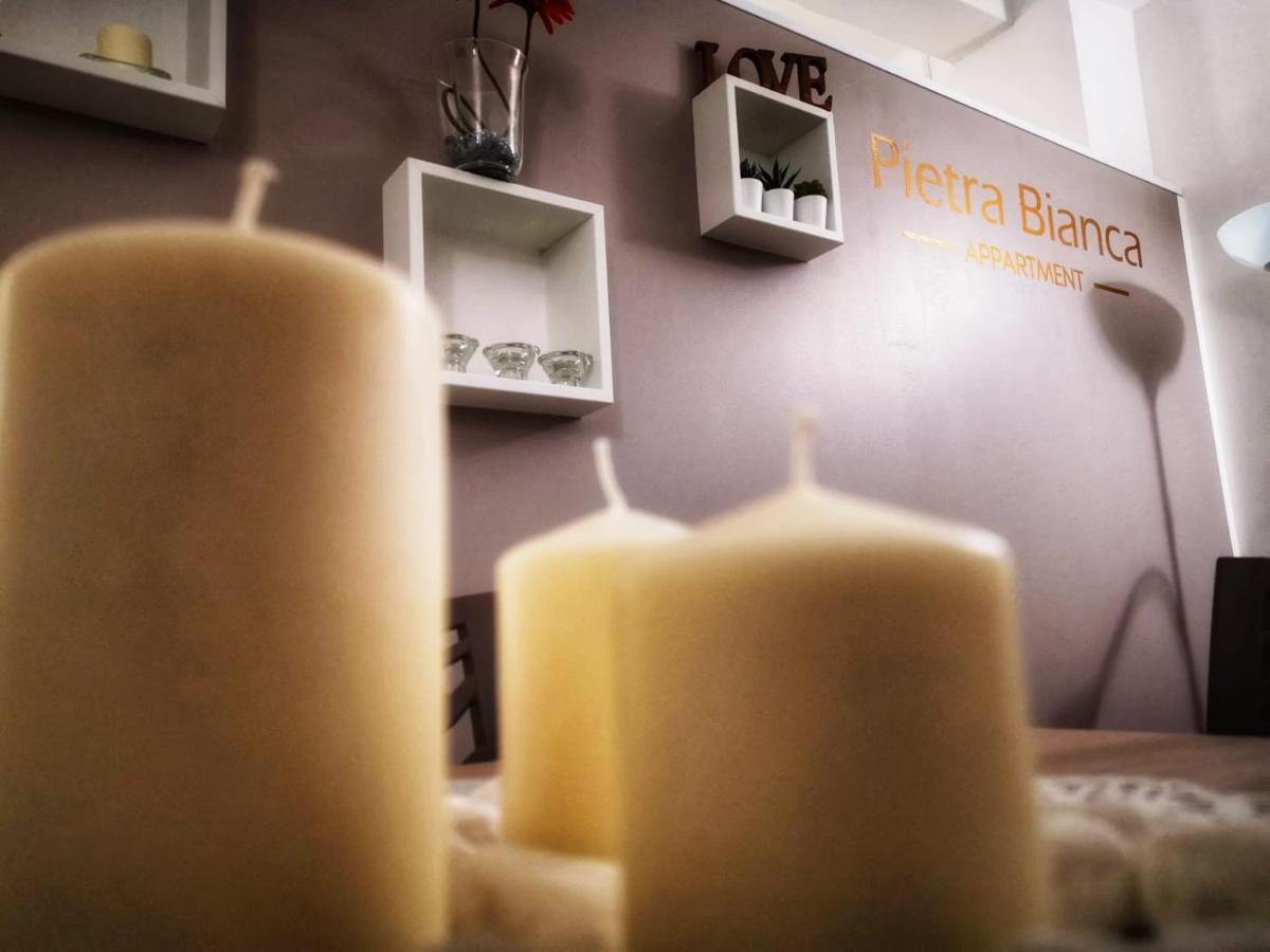 Pietra Bianca Appartment Bari Eksteriør billede