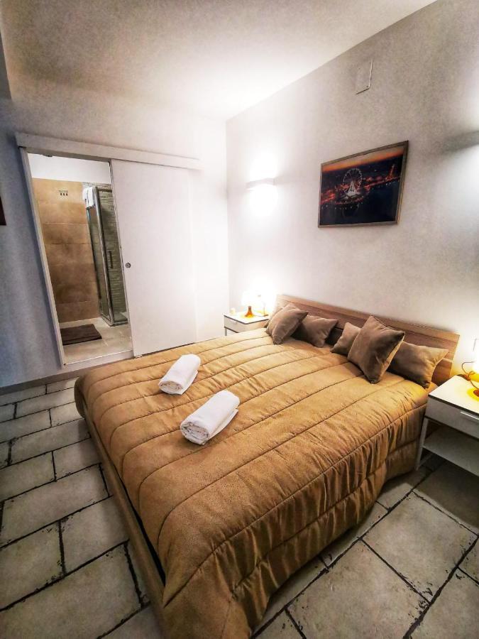 Pietra Bianca Appartment Bari Eksteriør billede