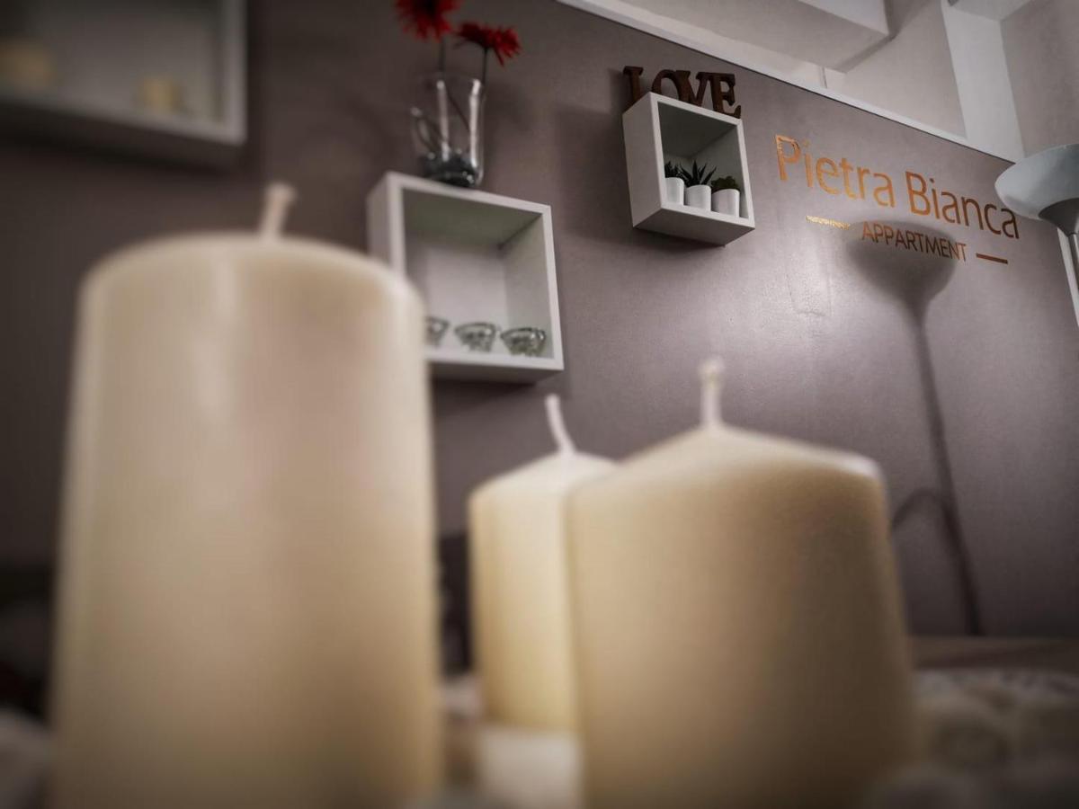 Pietra Bianca Appartment Bari Eksteriør billede