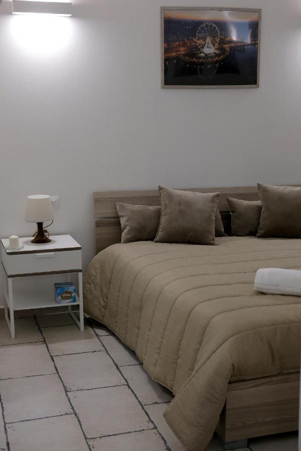 Pietra Bianca Appartment Bari Eksteriør billede