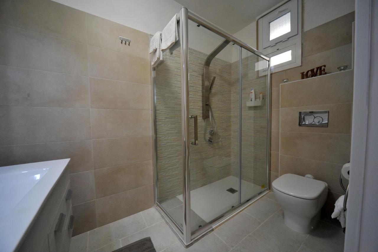 Pietra Bianca Appartment Bari Eksteriør billede