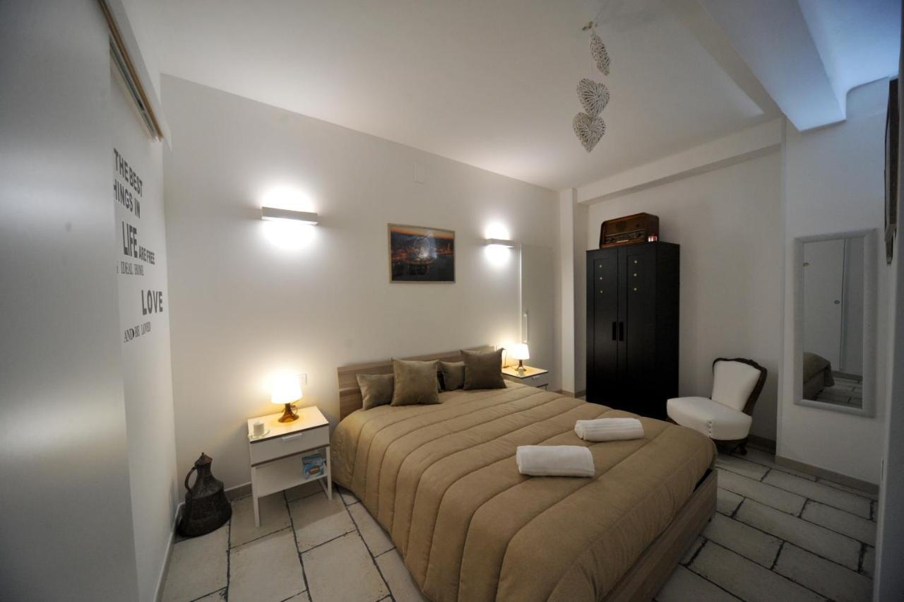 Pietra Bianca Appartment Bari Eksteriør billede