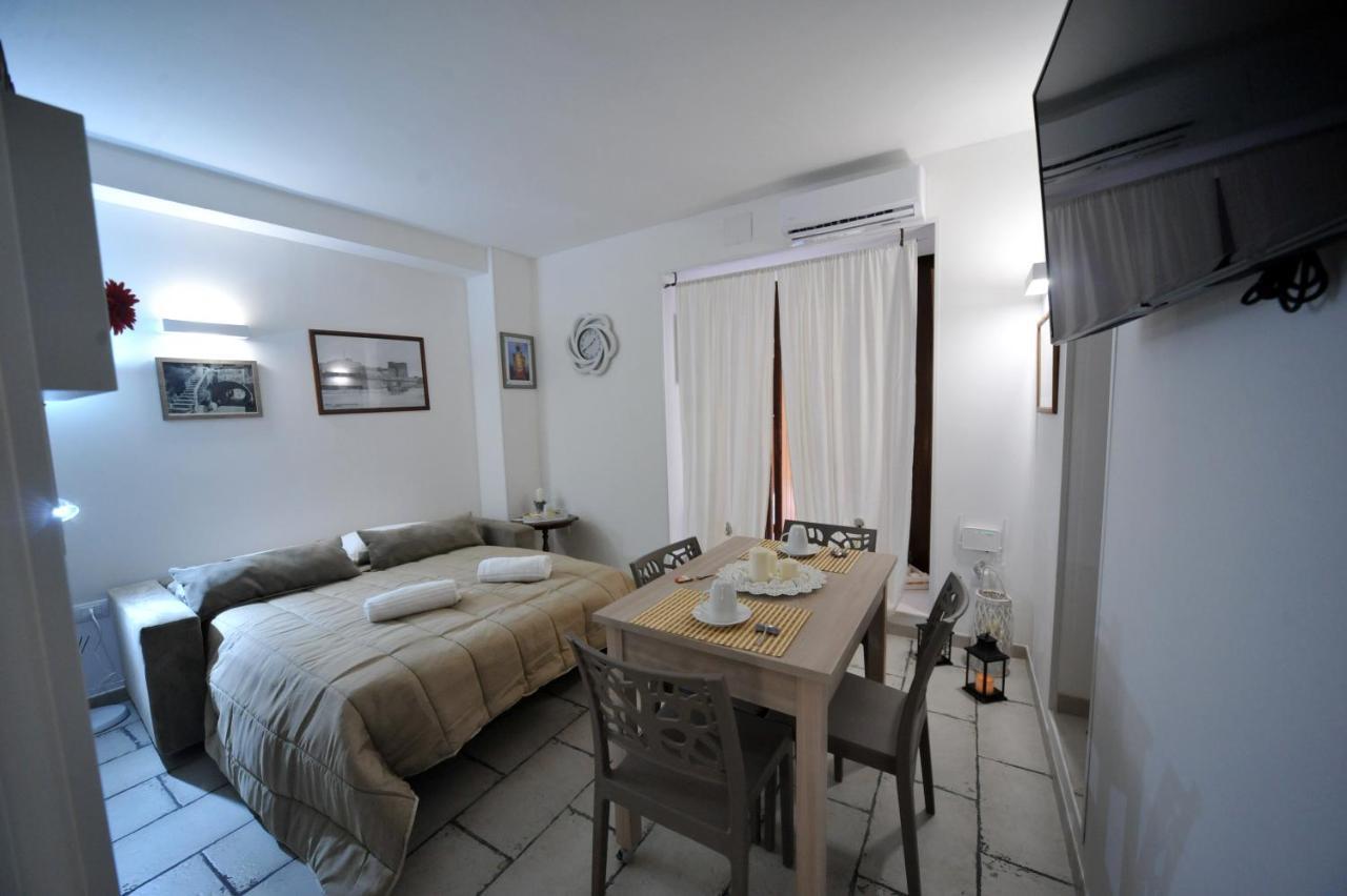 Pietra Bianca Appartment Bari Eksteriør billede